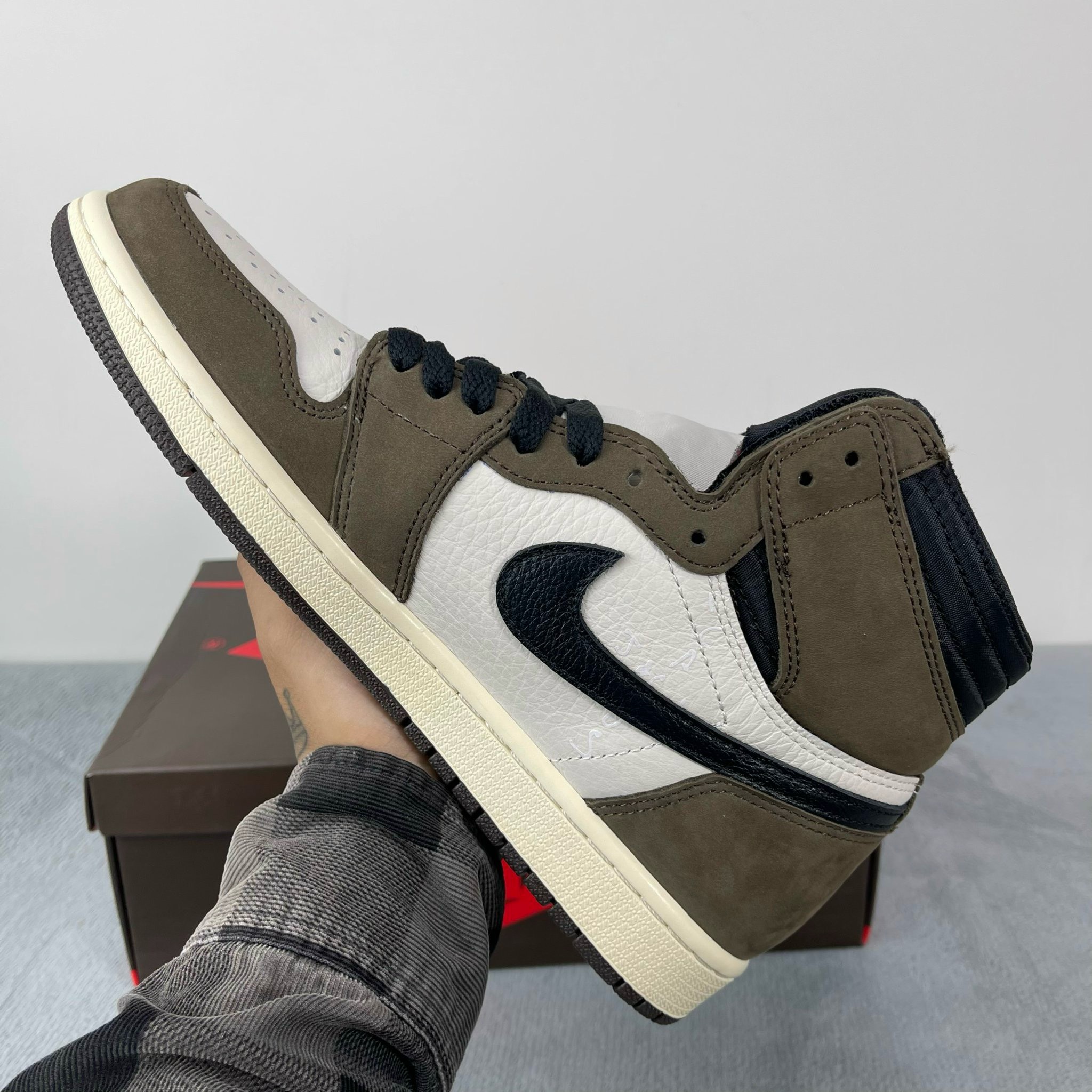 z5543916320983_44d62d0a31aab336697c41a9423e0e8f