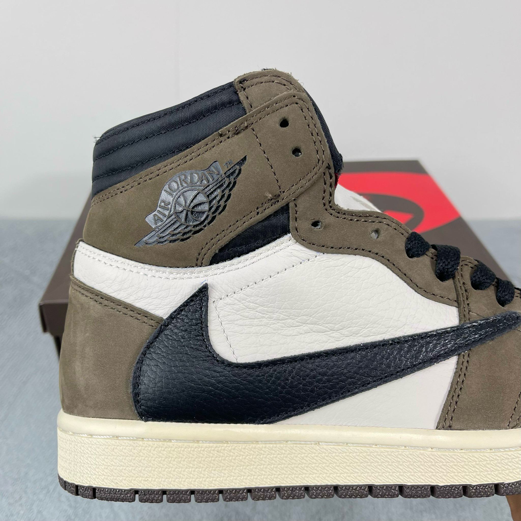 z5543916333322_392c99358a8394494d2bdde34222037d