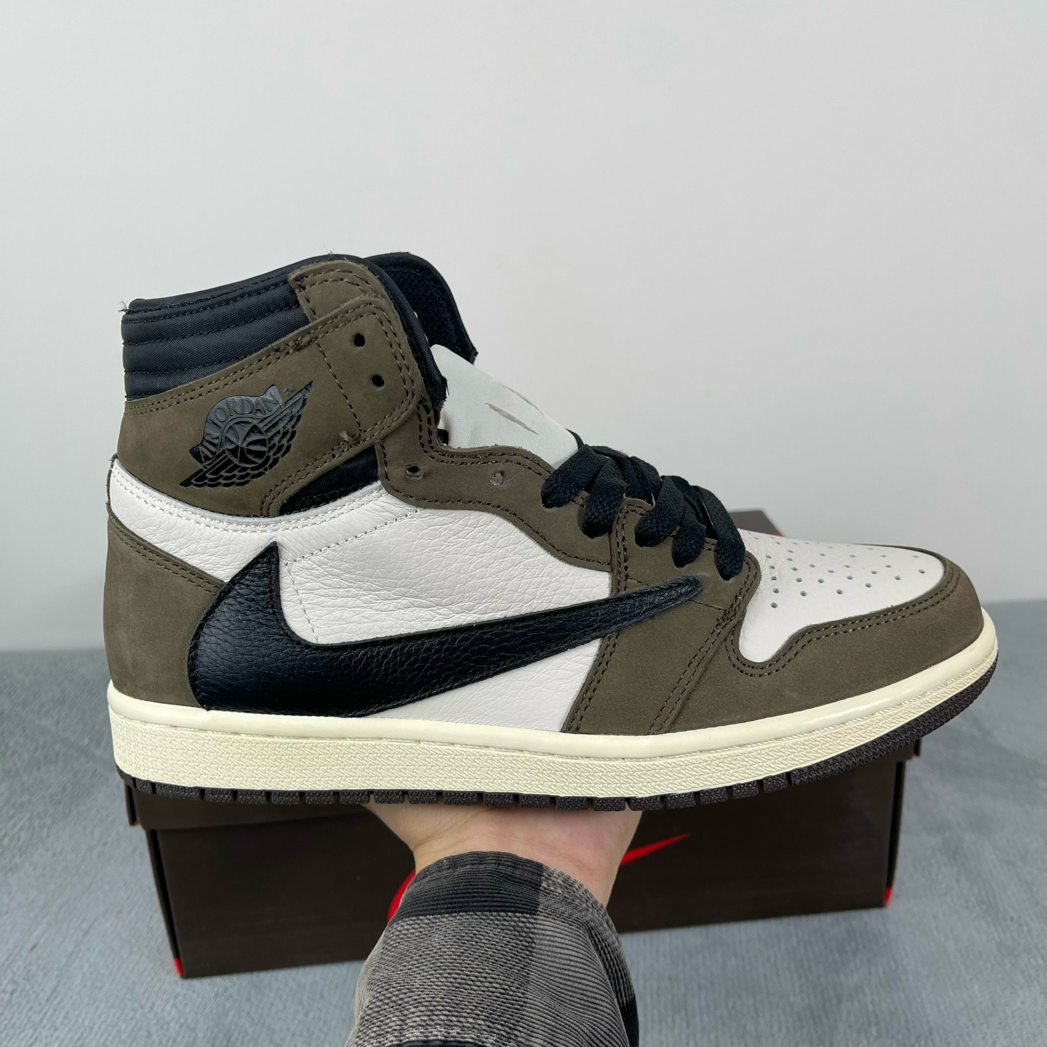 z5543916350065_87ee5facaa4efeeb5ee3ce1e50c675e8